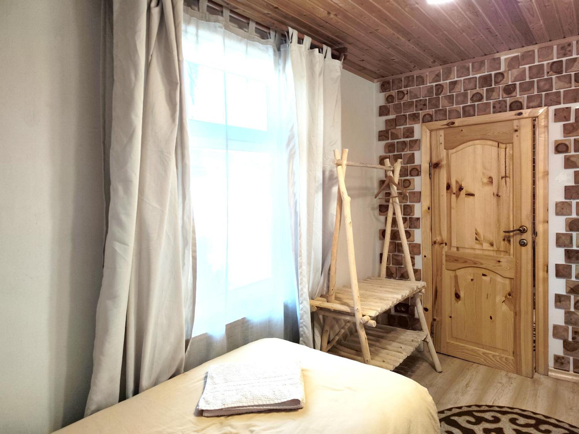 Evergreen Guesthouse Karakol Exterior foto